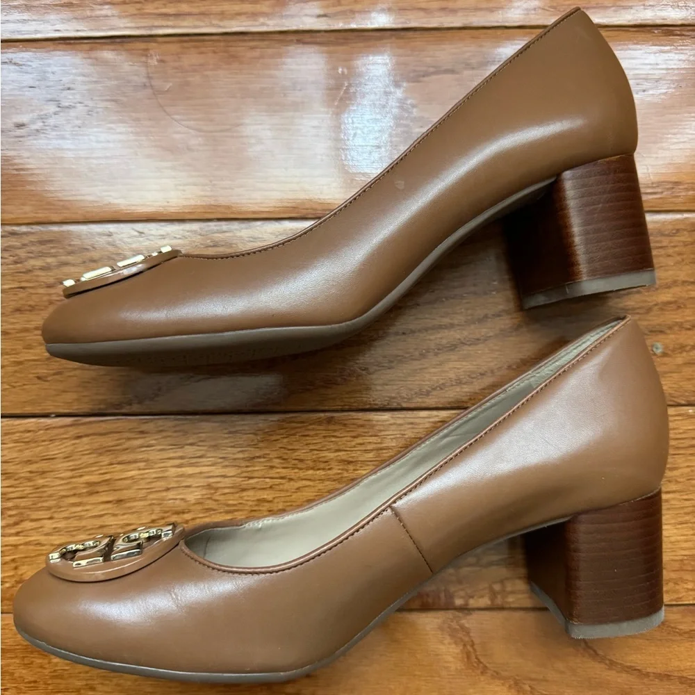 Tory Burch Tan Leather Block Heel Pumps with Gold Logo